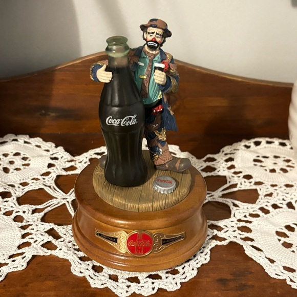 Coca-Cola Limited Musical Edition Figurine Hemmett Kelly 1995 Signed Numbered - Picture 1 of 10